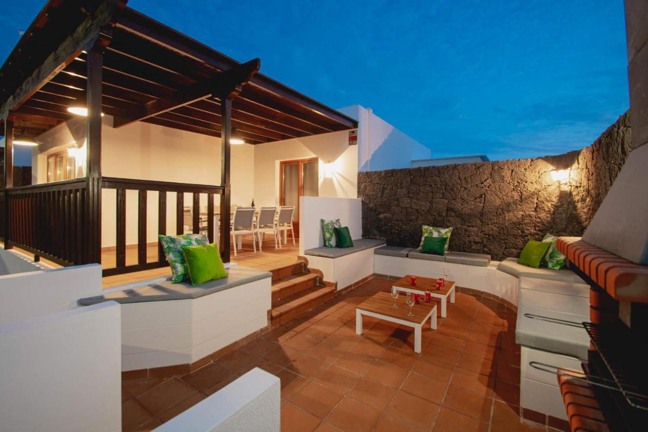 Stylish 6 Bedroom Villa Princesa - Hot Tub - Heated Pool - Near Beach & Waterparks بلايا بلانكا المظهر الخارجي الصورة