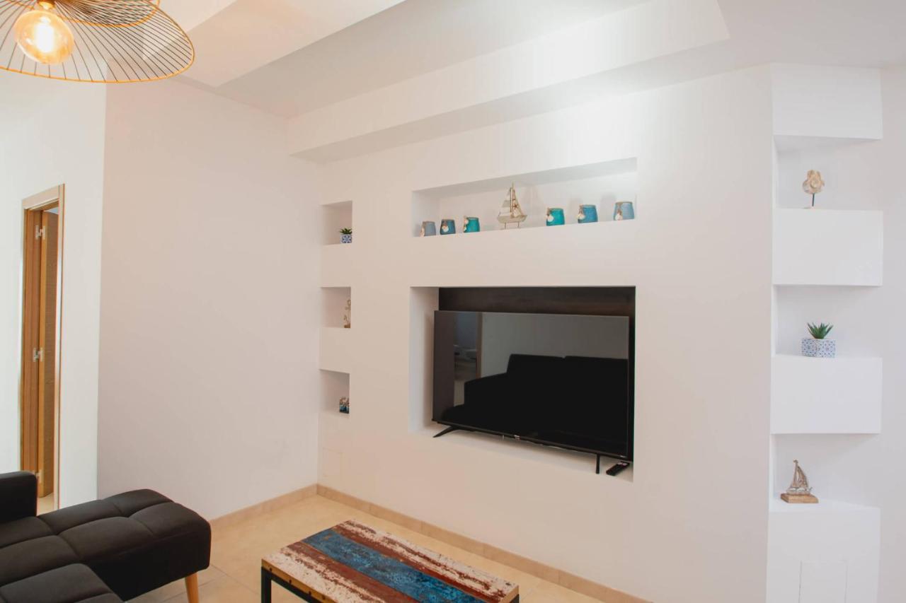 Stylish 6 Bedroom Villa Princesa - Hot Tub - Heated Pool - Near Beach & Waterparks بلايا بلانكا المظهر الخارجي الصورة