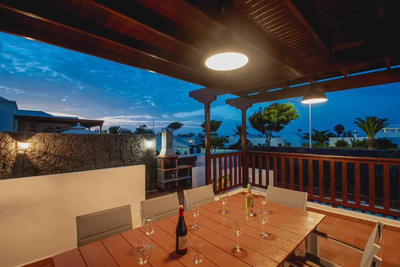Stylish 6 Bedroom Villa Princesa - Hot Tub - Heated Pool - Near Beach & Waterparks بلايا بلانكا المظهر الخارجي الصورة